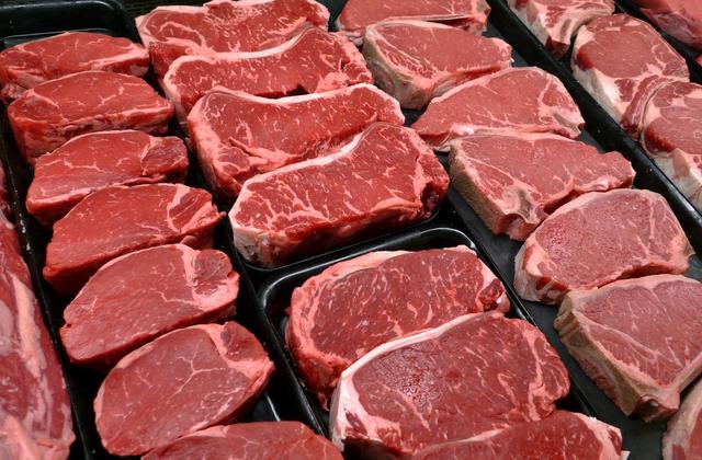 خرید تضمینی دام راهی برای حذف دلالان بازار گوشت