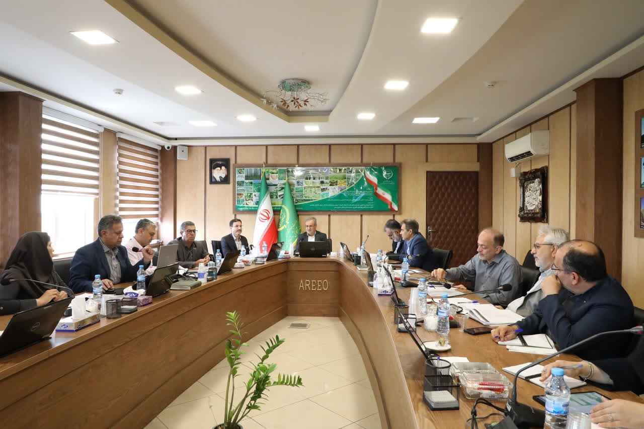 فناوری‌های نوین باید به نفع بخش كشاورزی عملیاتی شود